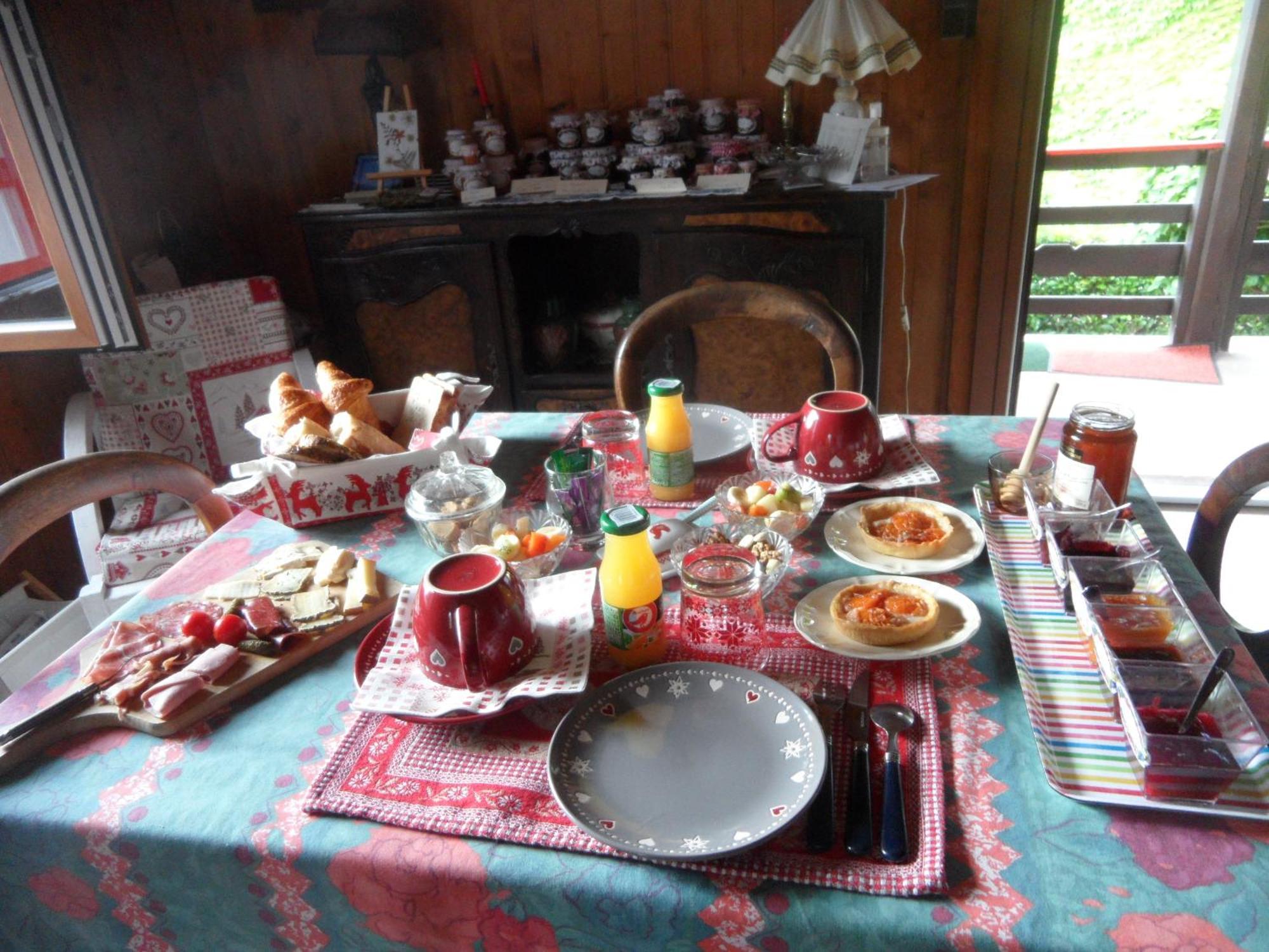 Bed and Breakfast Les Fougères à Sévrier Extérieur photo
